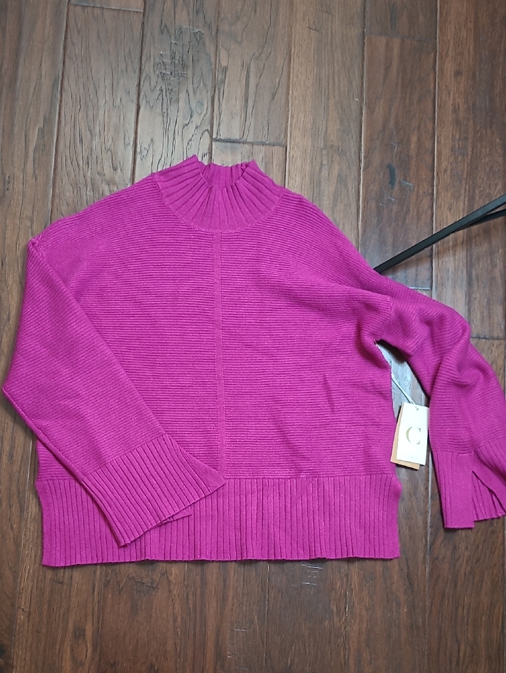 NWT Cyrus Dark Fuchsia Ribbed Mock Turtleneck Sweater with Split Cuffs size XL